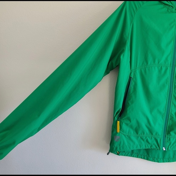 Montane Minimus Stretch Light Speed Green Weatherproof Jacket - Picture 11 of 12